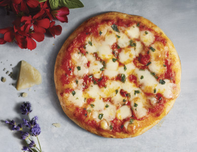 Personal Size Margherita Pizza standard image